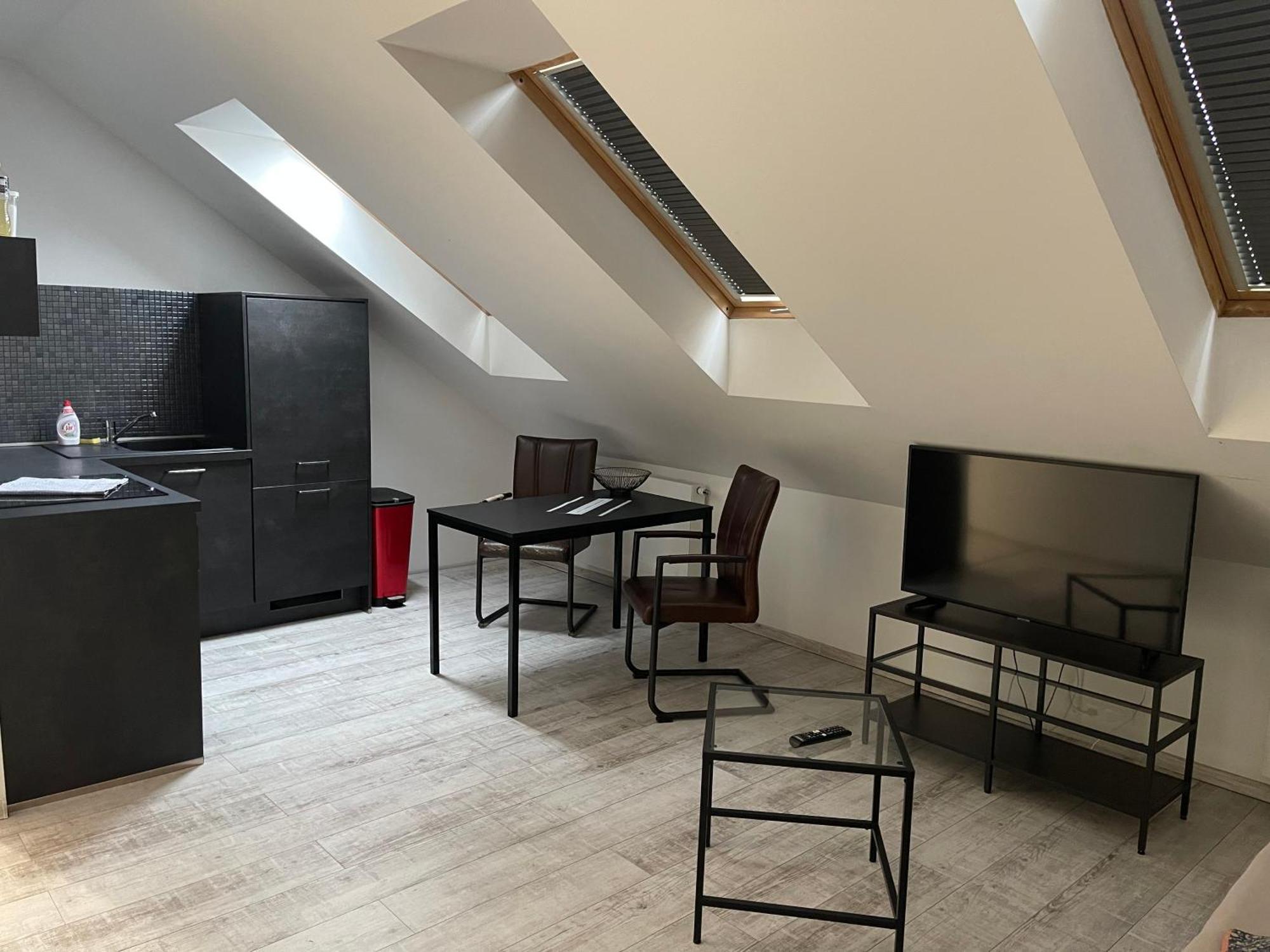 Apartmany Holiday オストラヴァ エクステリア 写真